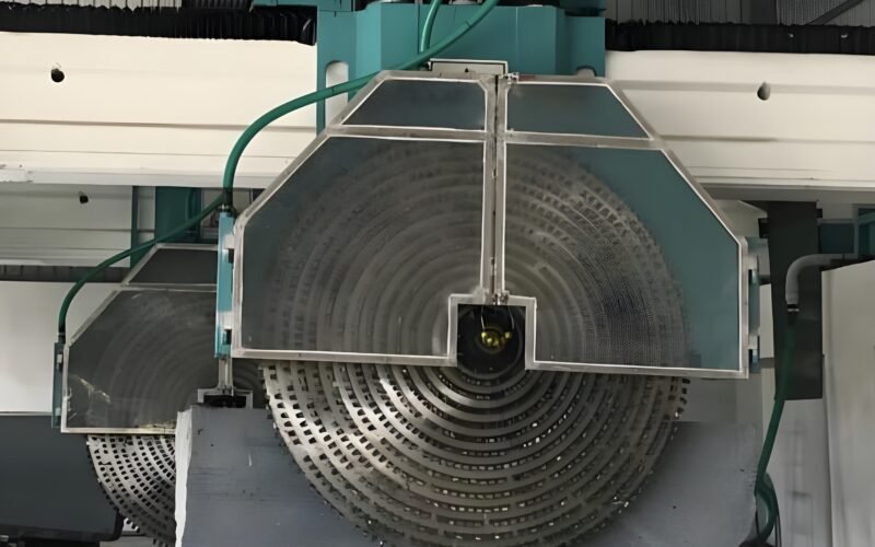 Precision Stone Cutting with Advanced Block Cutter